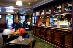 Ryans Paragon Hotel - Holiday Adelaide 1