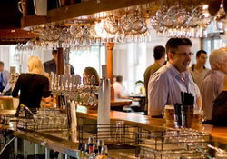 Hotel Orient - Holiday Adelaide 1