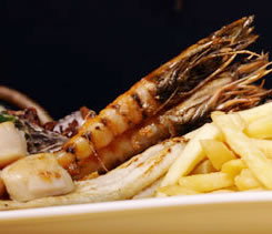 Wynnum Point Hotel - Holiday Adelaide 3