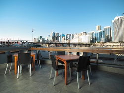 Watershed Hotel - Holiday Adelaide 3