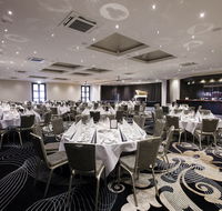 Dingley International Hotel - Holiday Adelaide