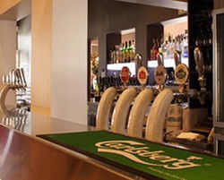 Queen's Head Hotel - Holiday Adelaide 3