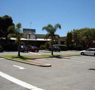 Wanneroo Villa Tavern - Holiday Adelaide