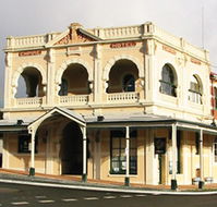 Empire Hotel - Holiday Adelaide