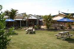 Moonee Beach Tavern - Holiday Adelaide 0