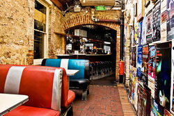 Royal Oak Hotel - Holiday Adelaide 1