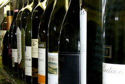 Kains Bar @ Riverview Hotel - Holiday Adelaide 1