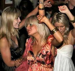 The New Brighton Hotel - Holiday Adelaide 2