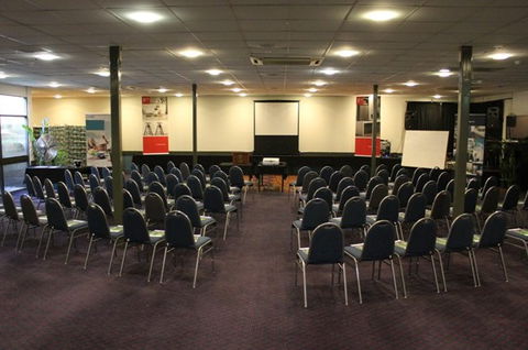 Tracy Village Social And Sports Club - Holiday Adelaide 1