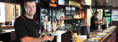 Brougham Arms Hotel - Holiday Adelaide 1