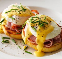 Centre Point Signatures Restaurant - Holiday Adelaide