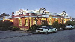 Newmarket Hotel Albury - Holiday Adelaide 0