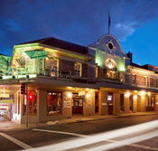 Town Hall Hotel - Holiday Adelaide