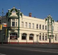 Leura Hotel - Holiday Adelaide