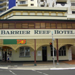 The Barrier Reef Hotel - Holiday Adelaide 0