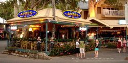 Apres Beach Bar & Grill - Palm Cove - Holiday Adelaide 0