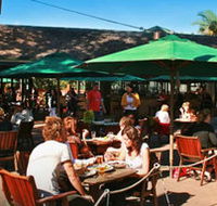The Beach Hotel - Holiday Adelaide
