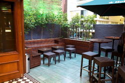 The Belvedere Hotel - Holiday Adelaide 3