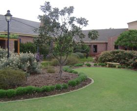 Camden Lakeside Country Club - Holiday Adelaide 0