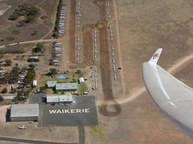 Waikerie Gliding Club - Holiday Adelaide 1