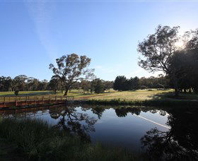Federal Golf Club - Holiday Adelaide 1
