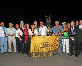 Bathurst Harness Racing Club - Holiday Adelaide 1
