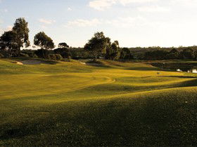 McCracken Country Club Golf Course - Holiday Adelaide 0