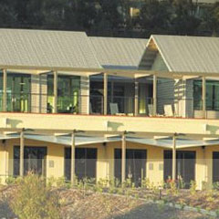 Cypress Lakes Golf & Country Club - Holiday Adelaide 0