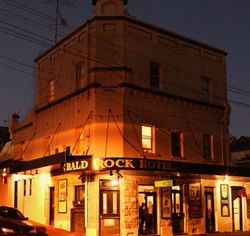 Bald Rock Hotel - Holiday Adelaide 0