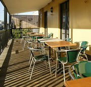 Garry Owen Hotel - Holiday Adelaide