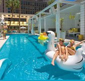 Pool Club - Holiday Adelaide