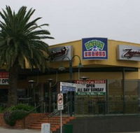 Zagames Brunswick Hotel - Holiday Adelaide