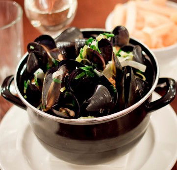 Heritage Bar & Restaurant - Holiday Adelaide 3
