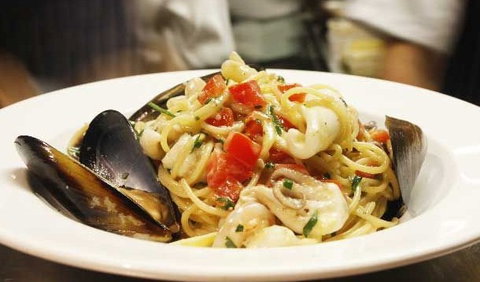 Olivo Restaurant - Holiday Adelaide 1