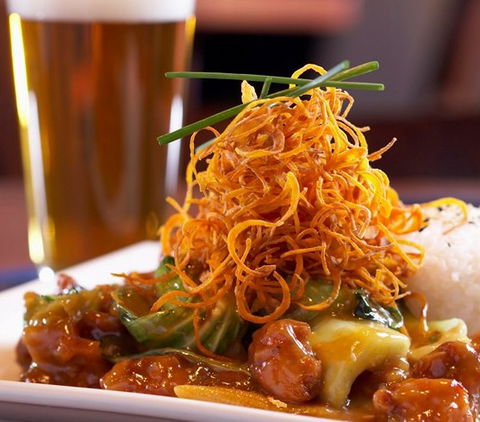 Yardhouse Bar & Brasserie - Holiday Adelaide 4