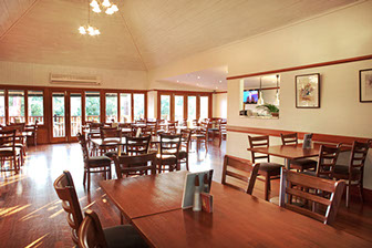 Maleny Hotel - Holiday Adelaide 1
