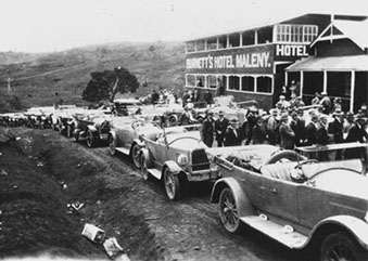 Maleny Hotel - Holiday Adelaide 5