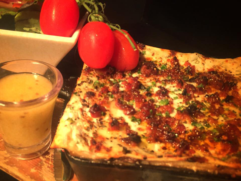 Viva La Vida Wine & Tapas Bar - Holiday Adelaide 3