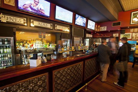 P.J. Gallagher's - Holiday Adelaide 4