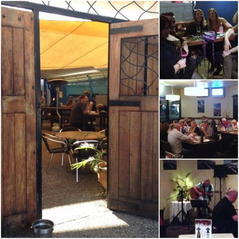 Burleigh Waters Tavern - Holiday Adelaide 3