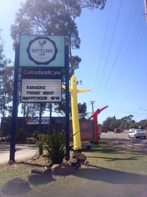 Settlers Inn Hotel - Holiday Adelaide 0