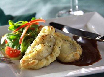 Mulligans Irish Restaurant - Holiday Adelaide 0