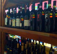 V -wall Tavern Blue Water Brasserie - Holiday Adelaide