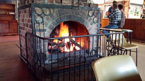 Maidenwell Hotel - Holiday Adelaide 3