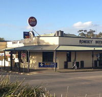 Romsey Hotel - Holiday Adelaide