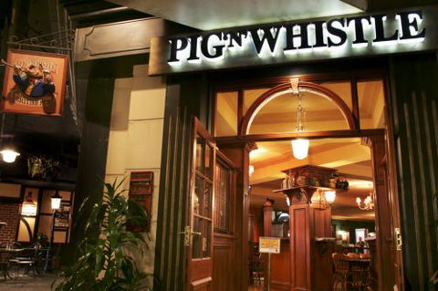 Pig N Whistle British Pub Indooroopilly - Holiday Adelaide 0