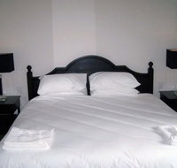 Wallacia Hotel - Holiday Adelaide