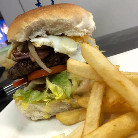 Tin Can Bay Yacht Club Bistro - Holiday Adelaide 2