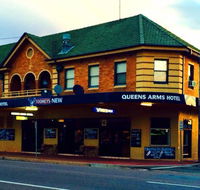 Queens Arms Hotel - Holiday Adelaide
