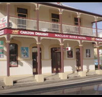 Macleay River Hotel - Holiday Adelaide